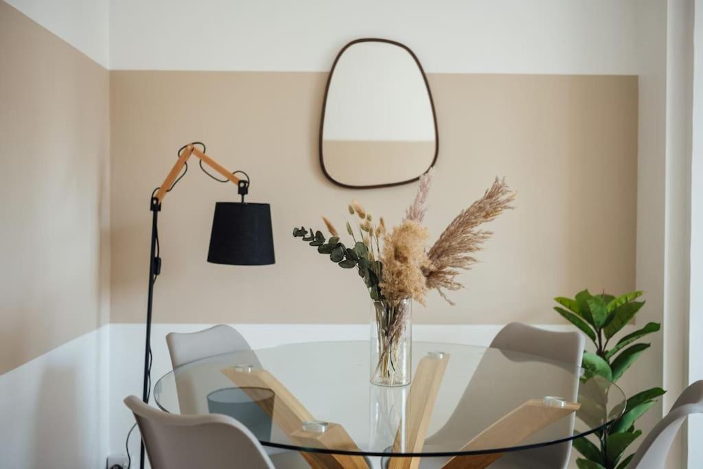 Charming 2 Bedroom Flat In The Heart Of Kings Cross, Londra Esterno foto