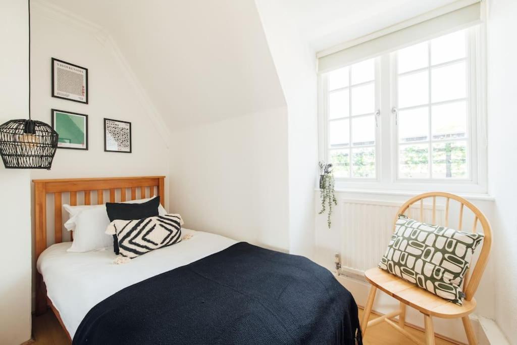 Charming 2 Bedroom Flat In The Heart Of Kings Cross, Londra Esterno foto